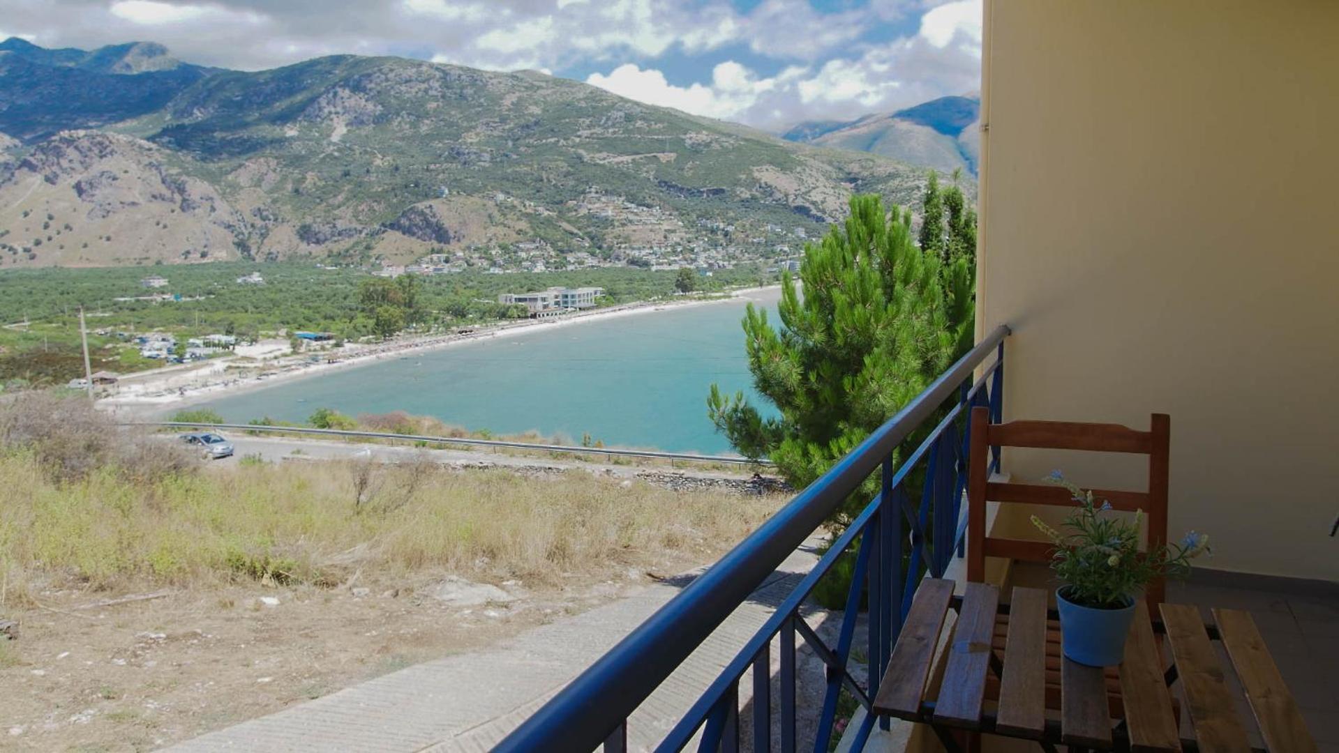 Guest House Suga 1 Qeparo Extérieur photo