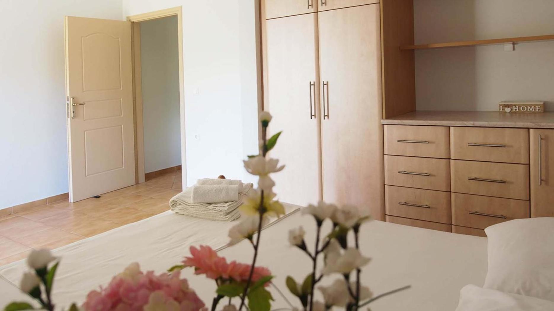 Guest House Suga 1 Qeparo Extérieur photo