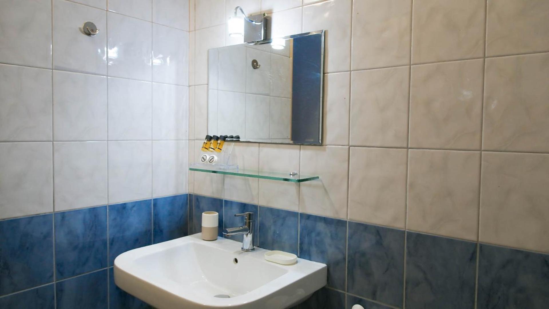 Guest House Suga 1 Qeparo Chambre photo