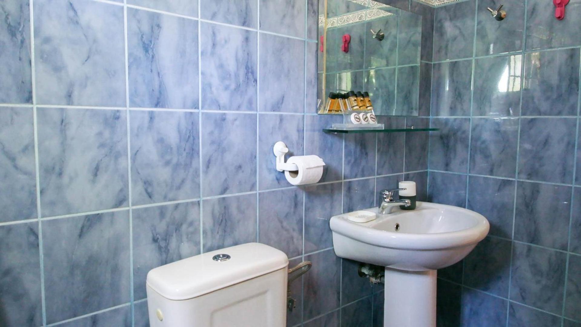 Guest House Suga 1 Qeparo Chambre photo