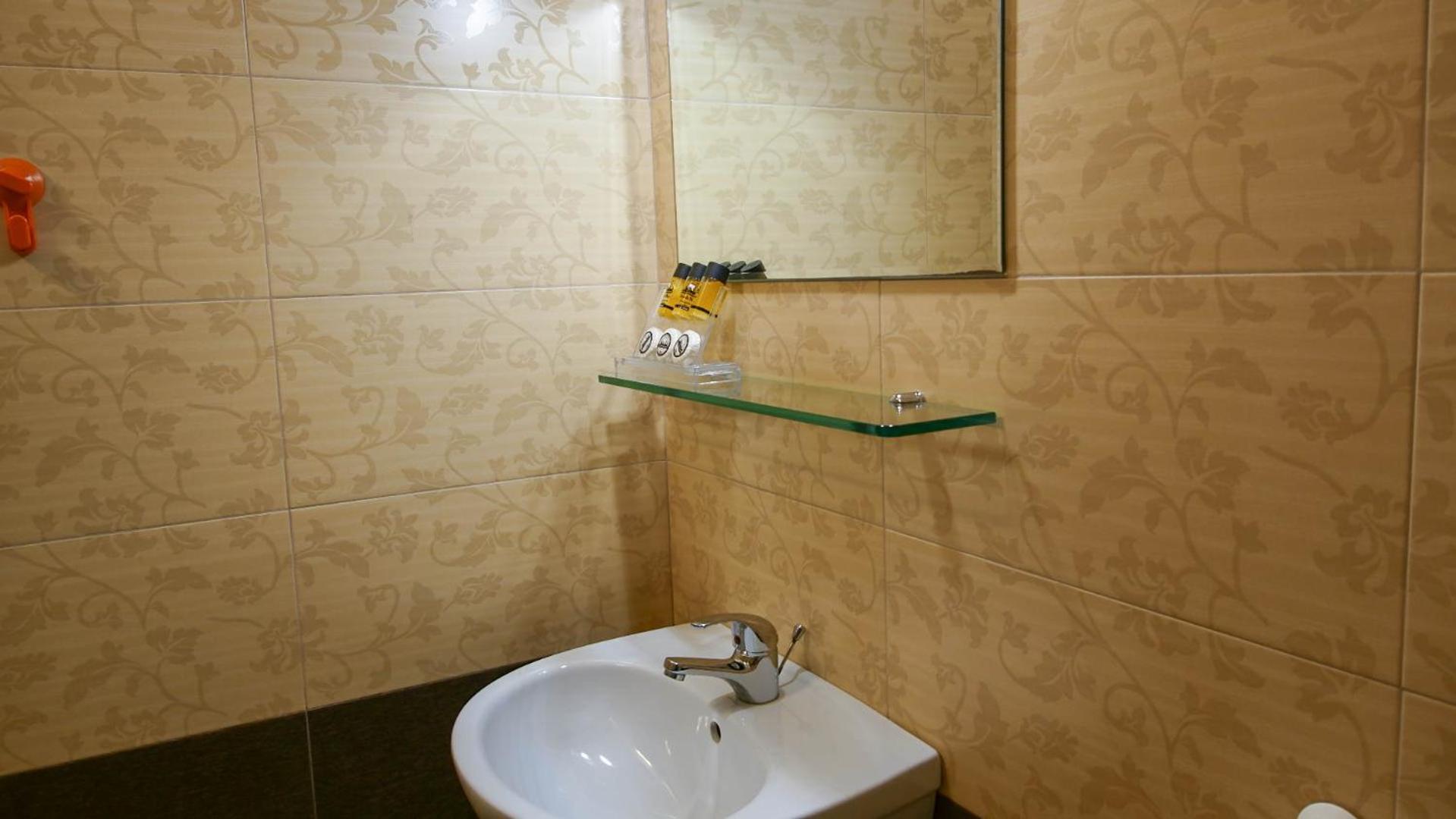 Guest House Suga 1 Qeparo Chambre photo